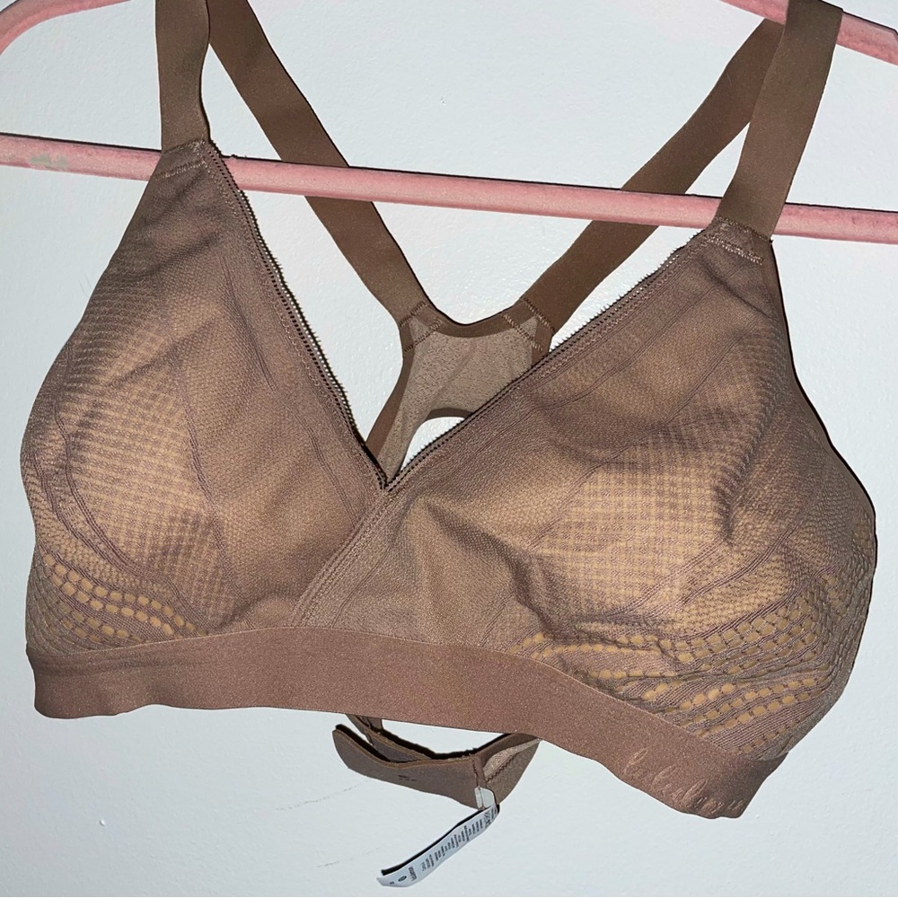 Lululemon bra D36